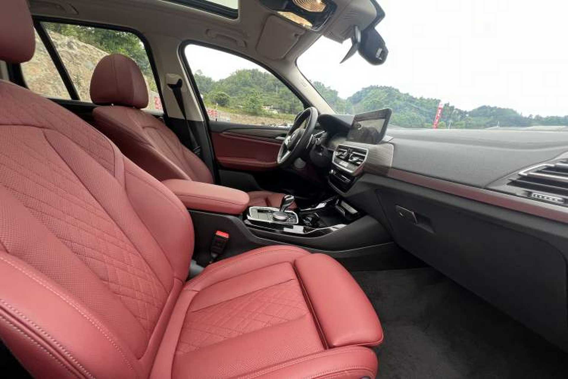 Used BMW X3 2023 Restyled xDrive30i Leading Edition M Night Sky Package Interior 3