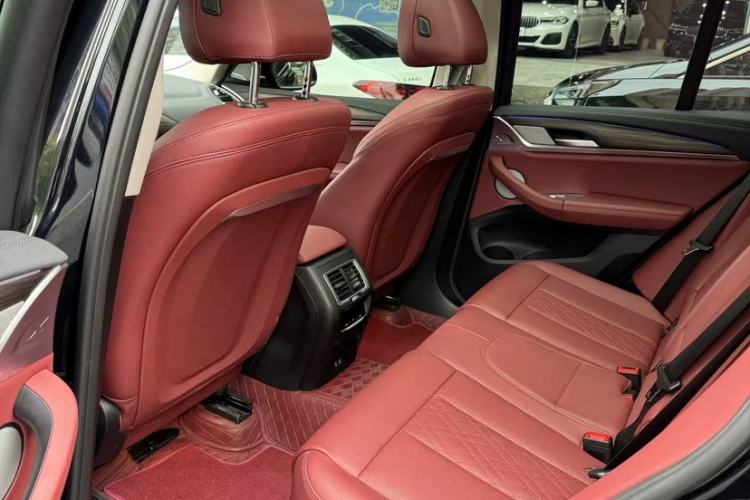 Used BMW X3 2023 Restyled xDrive30i Leading Edition M Night Sky Package Interior 3