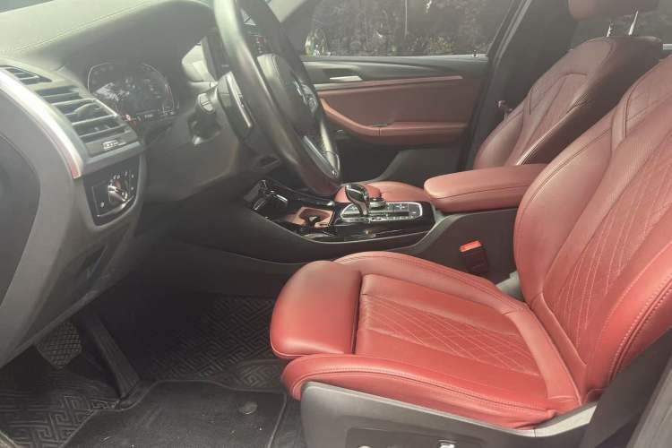 Used BMW X3 2023 Restyled xDrive30i Luxury Version M Night Edition Package Interior 3