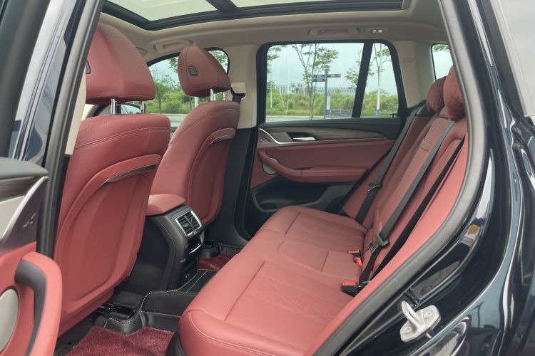 Used BMW X3 2023 xDrive30i Leading Model M Night Edition Package Interior 3