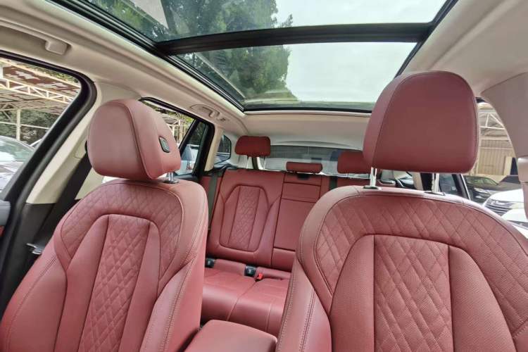 Used BMW X3 2023 Restyled xDrive30i Leading Edition M Night Sky Package Interior 3