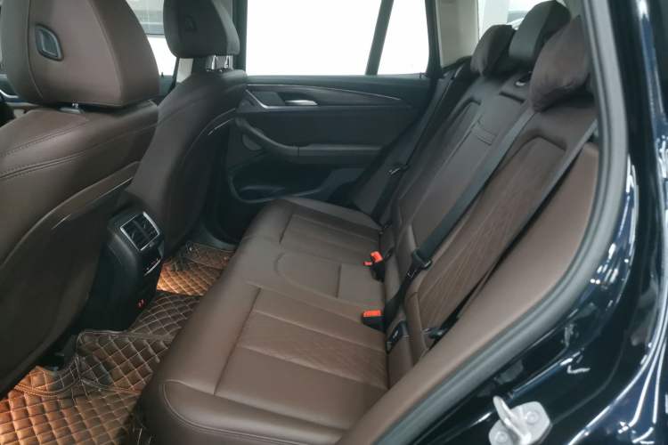 Used BMW X3 2023 xDrive30i Leading Model M Night Edition Package Interior 4