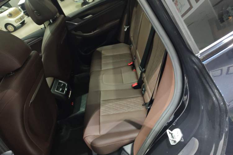 Used BMW X3 2023 Restyled xDrive30i Leading Edition M Night Sky Package Interior 4