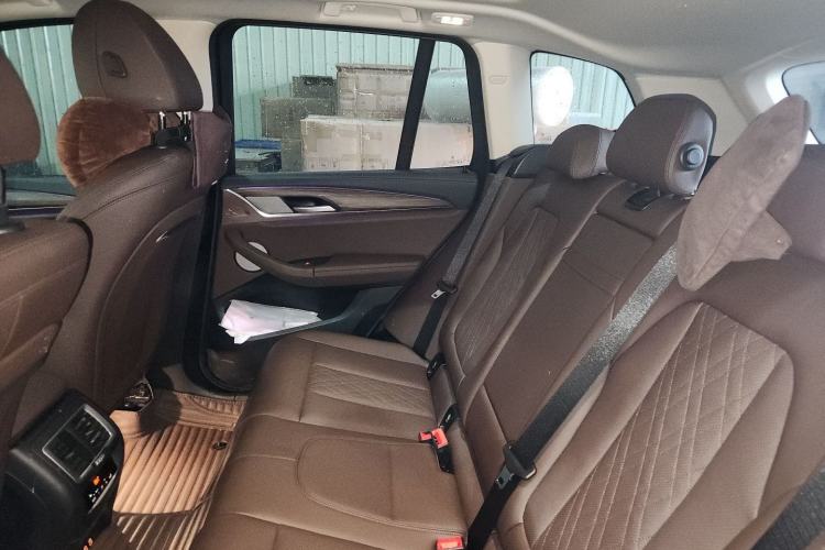 Used BMW X3 2023 xDrive30i Leading Model M Night Edition Package Interior 4