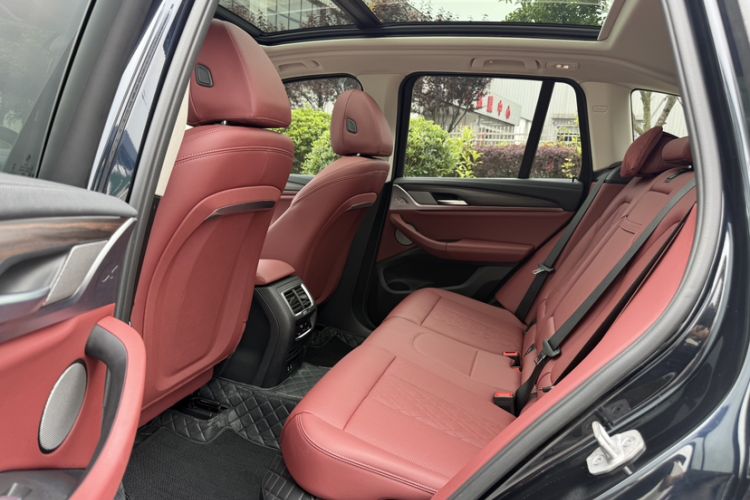 Used BMW X3 2023 xDrive30i Leading Model M Night Edition Package Interior 5