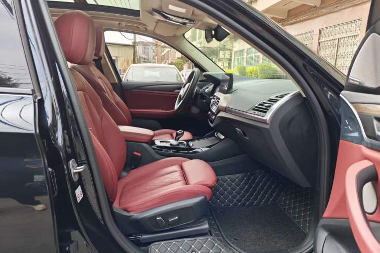 Used BMW X3 2023 Restyled xDrive30i Leading Edition M Night Sky Package Interior 6