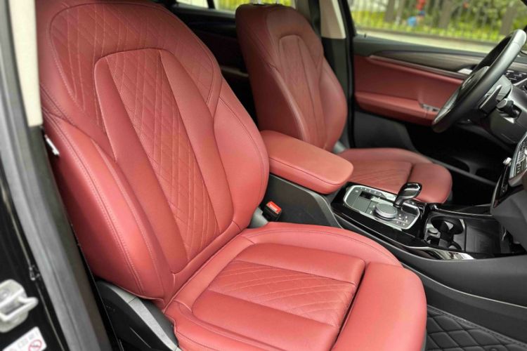 Used BMW X3 2023 Restyled xDrive30i Leading Edition M Night Sky Package Interior 9