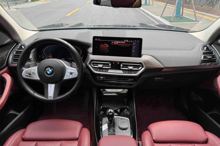 Used BMW X3 2023 Restyled xDrive30i Leading Edition M Night Sky Package Interior 9