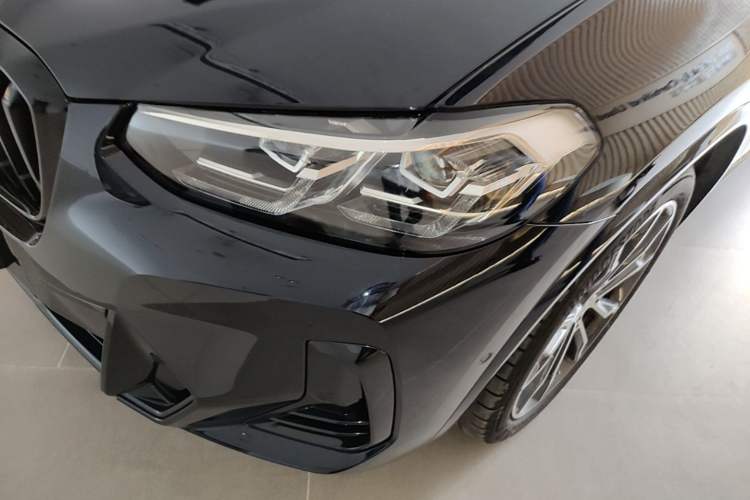 Used BMW X3 2023 Restyled xDrive30i Leading Edition M Night Sky Package Left Front Headlight