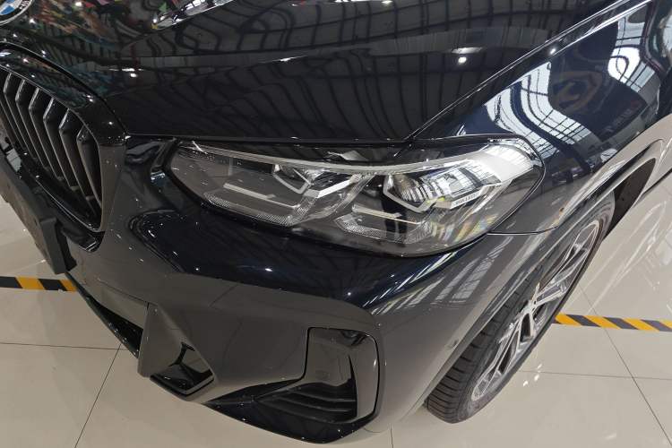 Used BMW X3 2023 xDrive30i Leading Model M Night Edition Package Left Front Headlight