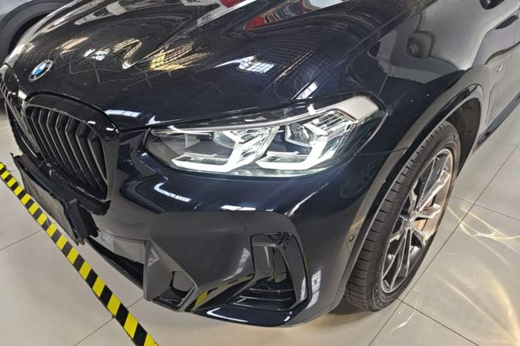 Used BMW X3 2023 Restyled xDrive30i Leading Edition M Night Sky Package Left Front Headlight