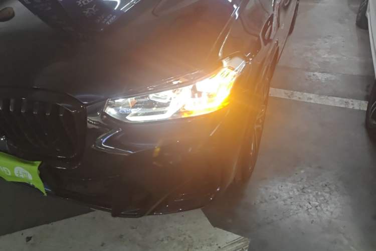 Used BMW X3 2023 Restyled xDrive30i Leading Edition M Night Sky Package Left Front Headlight