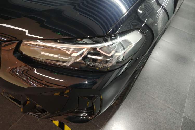 Used BMW X3 2023 Restyled xDrive30i Leading Edition M Night Sky Package Left Front Headlight