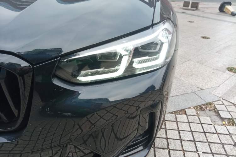 Used BMW X3 2023 Restyled xDrive30i Leading Edition M Night Sky Package Left Front Headlight