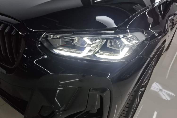 Used BMW X3 2023 Restyled xDrive30i Leading Edition M Night Sky Package Left Front Headlight