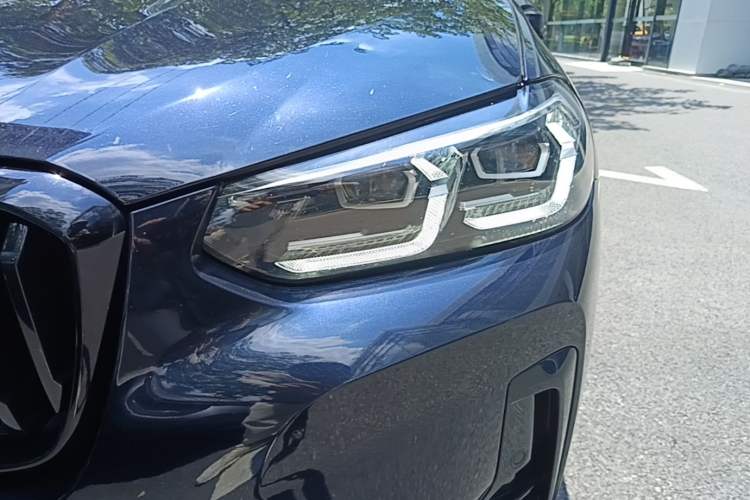 Used BMW X3 2023 Restyled xDrive30i Leading Edition M Night Sky Package Left Front Headlight