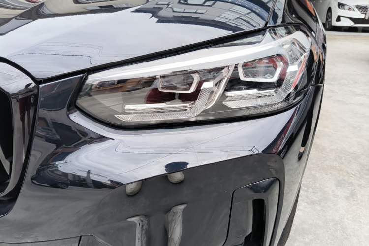 Used BMW X3 2023 Restyled xDrive30i Leading Edition M Night Sky Package Left Front Headlight