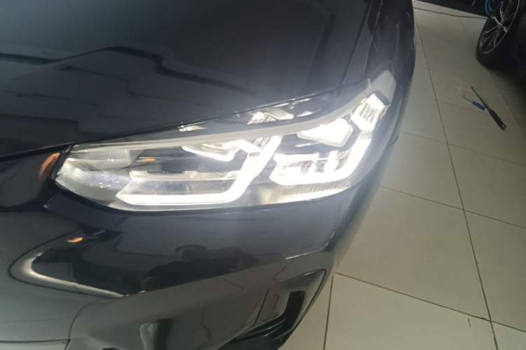 Used BMW X3 2023 Restyled xDrive30i Leading Edition M Night Sky Package Left Front Headlight