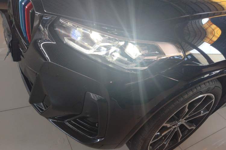 Used BMW X3 2023 Restyled xDrive30i Leading Edition M Night Sky Package Left Front Headlight