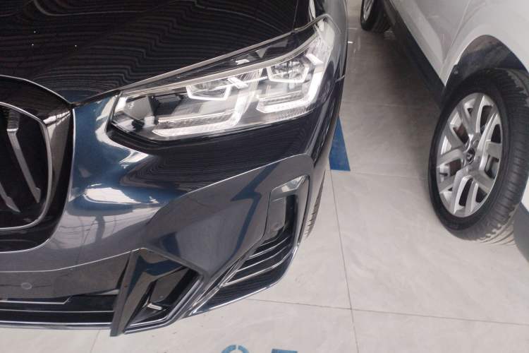 Used BMW X3 2023 Restyled xDrive30i Leading Edition M Night Sky Package Left Front Headlight