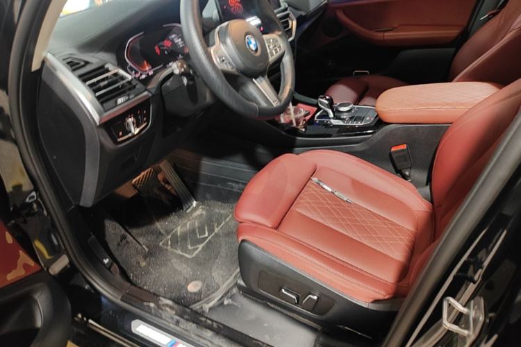 Used BMW X3 2023 xDrive25i M Sport Package Left Front Seat