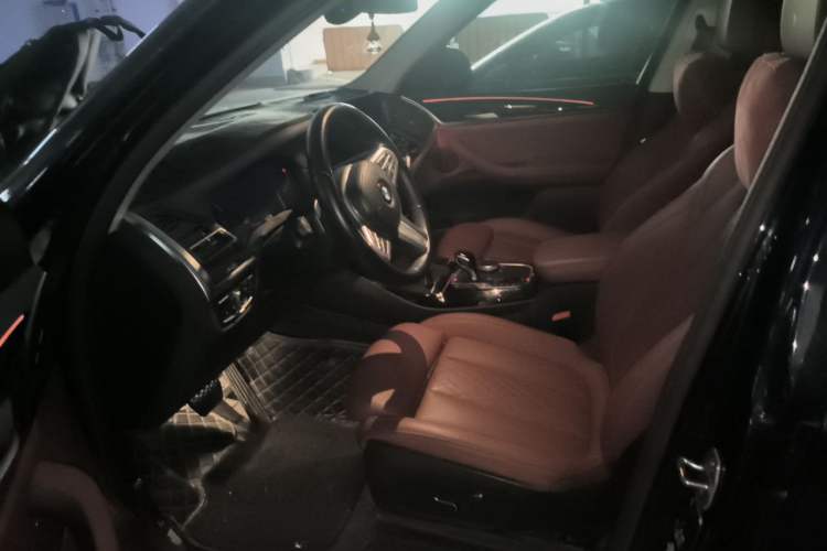 Used BMW X3 2023 xDrive25i M Sport Package Left Front Seat