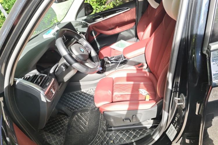 Used BMW X3 2023 xDrive25i M Sport Package Left Front Seat