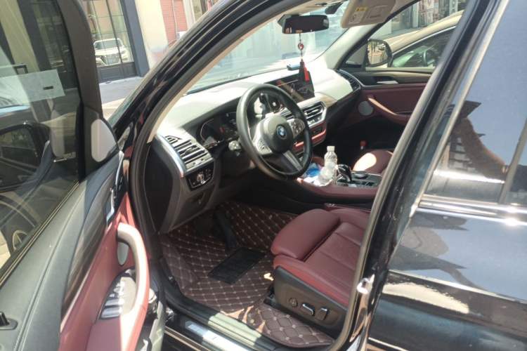 Used BMW X3 2023 Restyled xDrive30i Leading Edition M Night Sky Package Left Front Seat