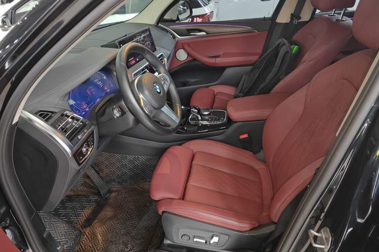 Used BMW X3 2023 xDrive30i Leading Model M Night Edition Package Left Front Seat