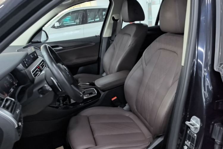 Used BMW X3 2023 Restyled xDrive30i Leading Edition M Night Sky Package Left Front Seat