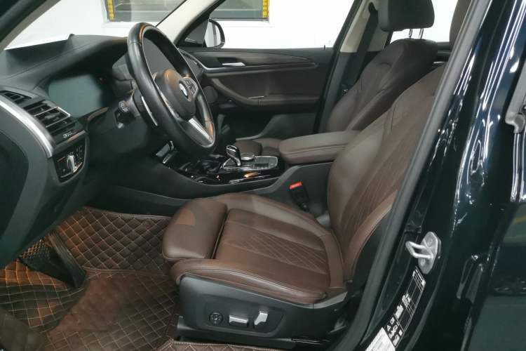 Used BMW X3 2023 xDrive30i Leading Model M Night Edition Package Left Front Seat
