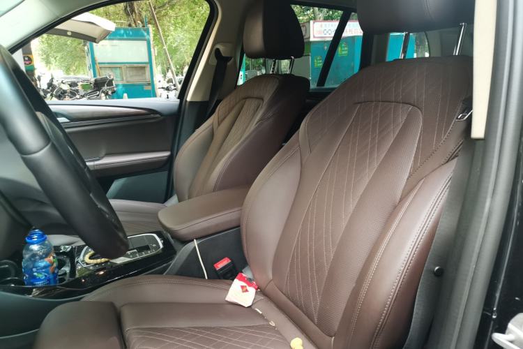 Used BMW X3 2023 xDrive30i Leading Model M Night Edition Package Left Front Seat