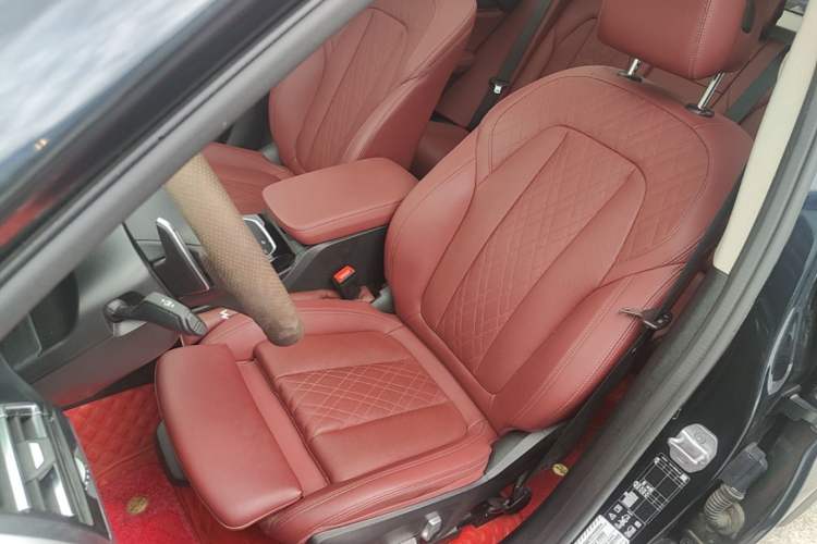Used BMW X3 2023 xDrive30i Leading Model M Night Edition Package Left Front Seat