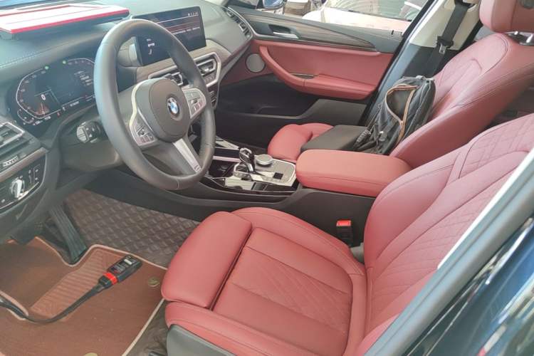 Used BMW X3 2023 Restyled xDrive30i Leading Edition M Night Sky Package Left Front Seat