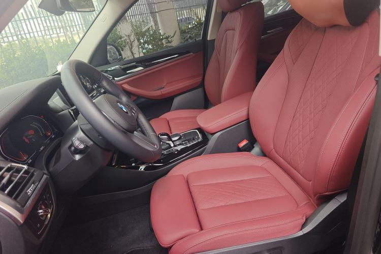 Used BMW X3 2023 xDrive25i M Sport Package Left Front Seat