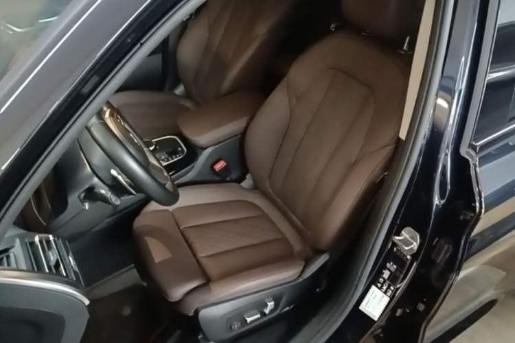 Used BMW X3 2023 xDrive30i Leading Model M Night Edition Package Left Front Seat
