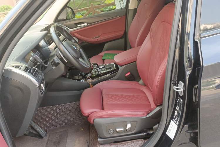 Used BMW X3 2023 xDrive30i Leading Model M Night Edition Package Left Front Seat