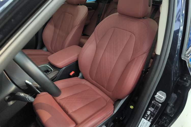 Used BMW X3 2023 xDrive30i Leading Model M Night Edition Package Left Front Seat