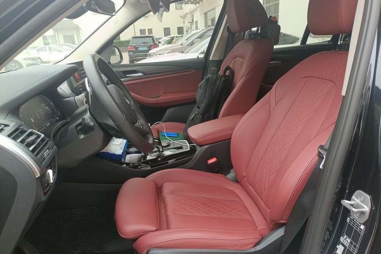 Used BMW X3 2023 xDrive30i Leading Model M Night Edition Package Left Front Seat