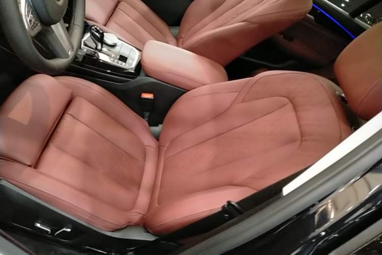 Used BMW X3 2023 xDrive25i M Sport Package Left Front Seat