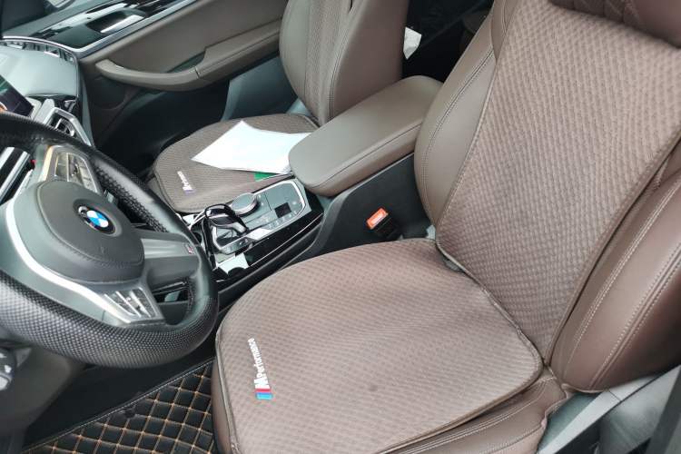 Used BMW X3 2023 xDrive25i M Sport Package Left Front Seat