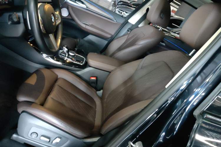 Used BMW X3 2023 xDrive30i Leading Model M Night Edition Package Left Front Seat