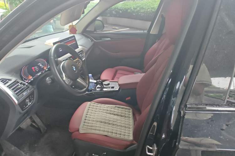 Used BMW X3 2023 xDrive30i Leading Model M Night Edition Package Left Front Seat