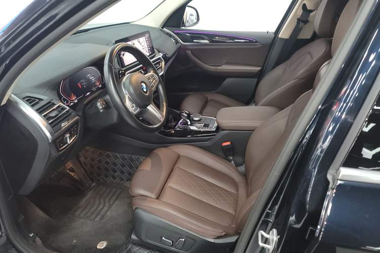 Used BMW X3 2023 xDrive25i M Sport Package Left Front Seat