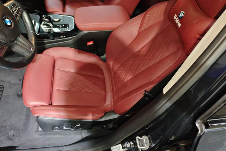 Used BMW X3 2023 Restyled xDrive30i Leading Edition M Night Sky Package Left Front Seat