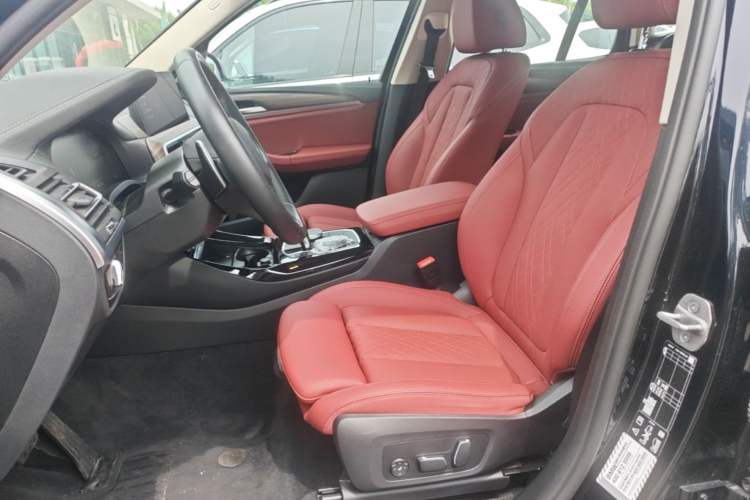 Used BMW X3 2023 Restyled xDrive30i Leading Edition M Night Sky Package Left Front Seat