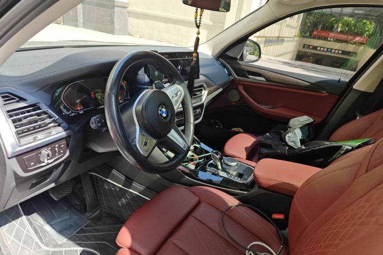 Used BMW X3 2023 xDrive30i Leading Model M Night Edition Package Left Front Seat