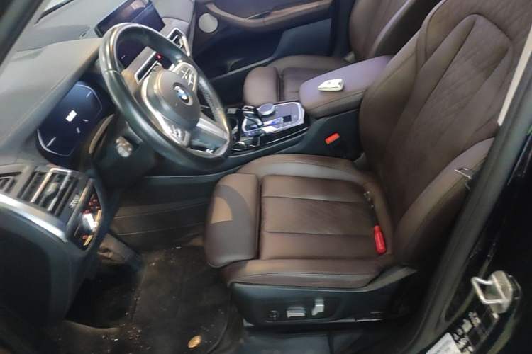 Used BMW X3 2023 xDrive30i Leading Model M Night Edition Package Left Front Seat