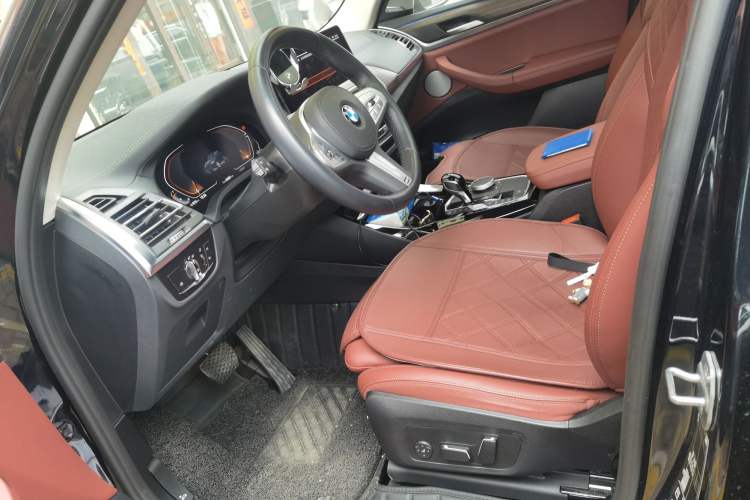 Used BMW X3 2023 Restyled xDrive30i Leading Edition M Night Sky Package Left Front Seat