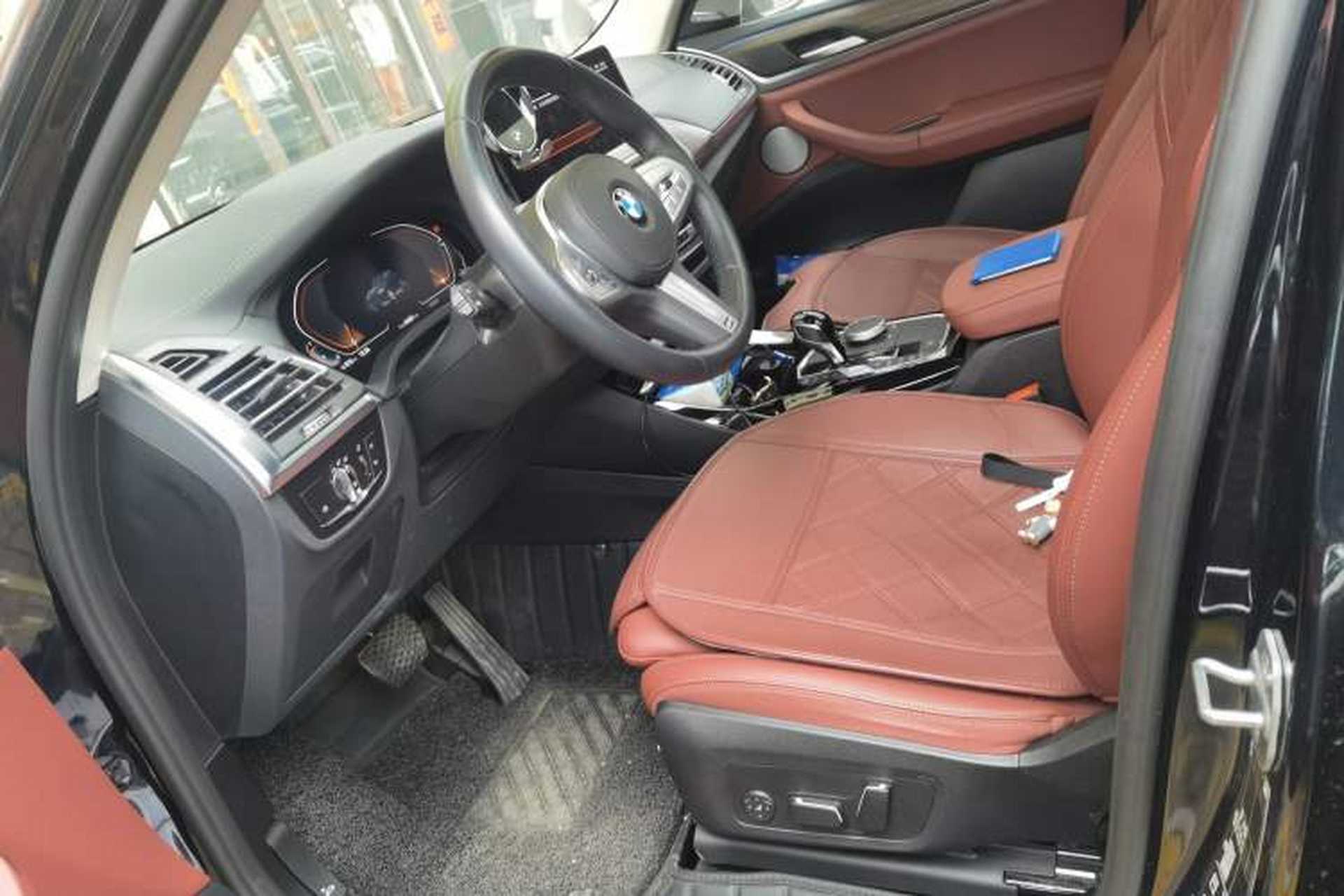 Used BMW X3 2023 Restyled xDrive30i Leading Edition M Night Sky Package Left Front Seat